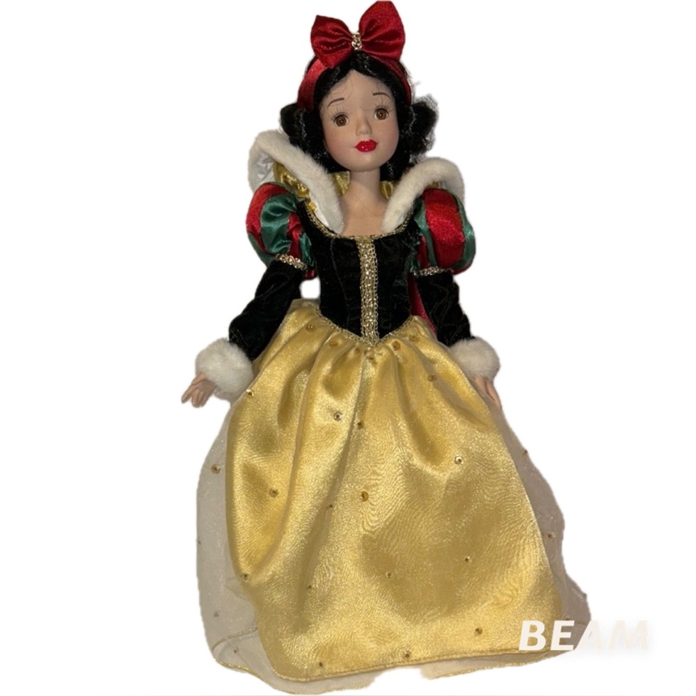 DISNEY Brass Key SNOW WHITE Porcelain 2003 Royal Holiday Edition 15 1/2 InchDoll